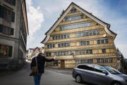 In der ehemaligen Drogerie in Trogen sind Wohnungen sowie Gewerbe- und Mehrzweckräume geplant. (Bilder: Jakob Ineichen)