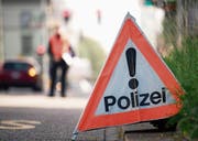 Polizei und Behörden sollen verpflichtet werden, die Verfahren bei Führerausweisentzügen speditiv abzuwickeln: Das fordern Ständerat und Bundesrat. (Bild: Urs Jaudas)