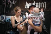 An der Tattoo Convention in Gossau waren auch die Kleinsten mit dabei. (Bild: Michel Canonica)
