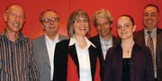Die Podiumsteilnehmer: Moderator Hans Peter Niederhäuser, Max J. Lieber, Christine Annette Demel, Mark Kilchmann-Kok, Rahel Voirol-Sturzenegger und Rehan Neziri (von links). (Bild: Brenda Zuckschwerdt)