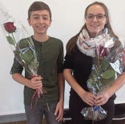 Robin Ehrler und Michelle Hänggi besetzen seit Dienstag das Schülerratspräsidium der Oberstufe Bronschhofen. (Bild: PD)