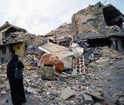 Mossul, die einstige Hauptstadt des Islamischen Staats im Irak, liegt bis heute in Trümmern. (Bild: Murtaja Lateef/EPA (3. Februar 2018))