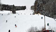 Gestern war viel los beim längsten Thurgauer Skilift. (Bild: Christoph Heer)