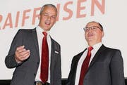 Verwaltungsratspräsident André Ess und Bankleiter Josef Maier. (Bild: pd)