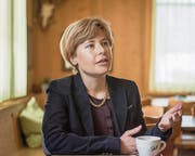 Esther Friedli im Gespräch über ihre Regierungskandidatur im «Haus zur Freiheit» in Ebnat-Kappel. (Bild: Michel Canonica)