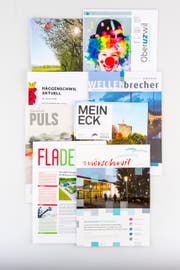 Viele Gemeinden haben ihre eigenen Publikationsorgane. (Bild: Urs Bucher)