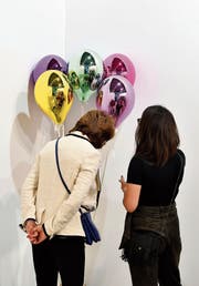 VIP-Besucherinnen der Art Basel. (Bild: Harold Cunningham/Getty (Basel, 13. Juni 2017))
