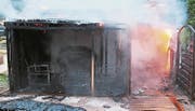 Die Gartenlounge war nicht mehr zu retten. (Bild: kapo)