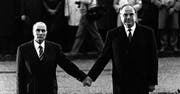 Helmut Kohl, der grosse deutsche Staatsmann, starb gestern 87-jährig. Bild: Attila Kisbenedek/EPA (Budapest, 18. September 2000)