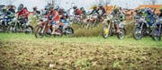 Eng war es jeweils nur am Start. Danach lichtete sich das Teilnehmerfeld und verteilte sich auf die ganze Strecke. (Bild: Andrea Stalder)
