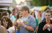 Gegen 10 000 Besucher lockt das Sommernachtsfest in Romanshorn jedes Jahr an. (Archivbild: Reto Martin)