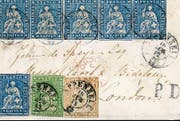 Der ungewöhnliche Brief an John de Speyr mit gleich acht Briefmarken. (Bild: APZ)