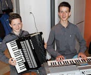 Janic (rechts) und Pascal Bösch spielen oft zusammen. Bil (Bild: d: gb)