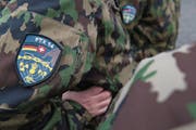 Manche Badges sind bei Sammlern begehrt. (Bild: ANTHONY ANEX (KEYSTONE))