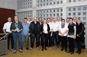 Das Organisationskomitee der Gewerbemesse mit den Vertretern der Vereine, welche bei der Messe mitgewirkt haben. (Bild: Roman Scherrer)