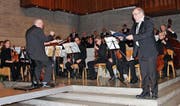 Alfred Kesseli (rechts) überzeugte als Bass-Solist einmal mehr mit seinem gewaltigen Stimmvolumen. (Bild: Hans Hidber)
