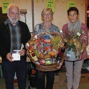 Sie jassten am erfolgreichsten (von links): Jakob Walt (3.), Erika Sutter (1.) und Cäcilia Bislin (2., alle Gams). (Bild: Franz Steiner)