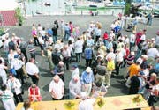 Zahlreiche Interessierte besuchten die Eröffnungsfeier des Bottighofer Hafens. (Bild: Desirée Müller)