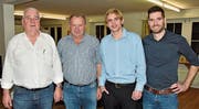 Die abtretenden August Wehrli und Hans Rohrer, der neue Präsident Joel Kaufmann und der neue Vizepräsident Dominic Büchler (von links). (Bild: Thomas Schwizer)