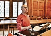 «Es hat sich eine Magie entwickelt»: Autor Paul Steinmann hatte den Text für das Festspiel «Der dreizehnte Ort» verfasst. (Bild: pk)