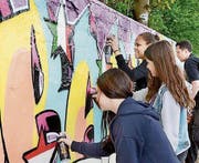 Am Actionday in Goldach können sich Jugendliche unter anderem beim Malen von Graffiti austoben. (Bild: ZVG)