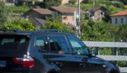 Die Amerikanerin aus Florida hatte im Sommer 2014 die Höchstgeschwindigkeit von 80 km/h auf der Teufener Umfahrungsstrasse um 16 km/h überschritten. (Symbolbild) (Bild: CARLO REGUZZI)