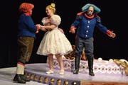 Zeit für Gefühle: Die Wilerin Nicole Bosshard spielt als Marie die Hauptrolle und ist «Die Regimentstochter». (Bild: Carola Nadler)