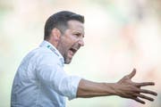 Will am Sonntag gegen Lugano einen Sieg: FCSG-Trainer Joe Zinnbauer. (Bild: Keystone)