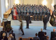 Zu Wachtmeistern befördert (Bild: Roger Fuchs)