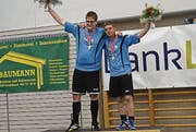 Verdient gewonnen: Die Mosnanger zuoberst auf dem Podest. (Bild: pd)