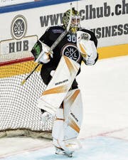 Luganos Goalie Elvis Merzlikins jubelt. (Bild: Michela Locatelli/Freshfocus)