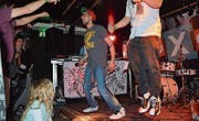 Die Rapper Arineff & Mizzy unterhalten mit lässigen Sprüchen und einer Ode an Frauenfeld. (Bild: Aylin Erol)