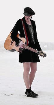 Die Singer-Songwriterin Mayvie spielt im Fabriggli. (Bild: PD)