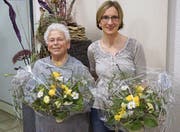 Marianne Lippuner wurde für 50 Jahre Vereinstreue, Alexandra Huber für die Zertifizierung zur Kursleiterin 1 SSB, geehrt (von links). (Bild: PD)