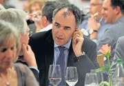 Christophe Darbellay im angeregten Gespräch mit Goldachs Gemeindepräsident Thomas Würth (links). (Bild: Corina Tobler)