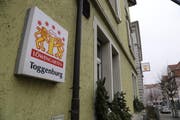 Das Restaurant Toggenburg in Rorschach ist während der Fasnachtszeit ein beliebter Spielort für Guggen aus der Region. (Bild: Martin Rechsteiner)