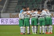 Mit einer geschlossenen Teamleistung soll es beim FC St.Gallen wieder besser laufen. (Bild: freshfocus)