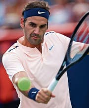 Roger Federer kann in zehn Tagen die älteste Nummer eins der Geschichte werden. (Bild: André Pichette/EPA)