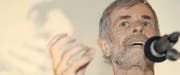 Hugo Stamm spricht im Sommer 2003 zum Thema «VPM-Leute flüchten in den Hinterthurgau – wie gehen wir damit um?». (Archivbild: Reto Martin)