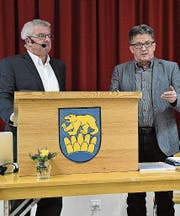 Gemeindepräsident Fredy Oettli und Marcel Tanner vom Amt für Umwelt. (Bild: Monika Wick)