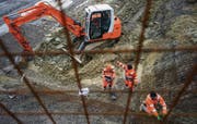 Dank der tiefen Zinsen kann die öffentliche Hand ihre Infrastrukturprojekte günstig finanzieren. (Bild: Urs Bucher (Urs Bucher))