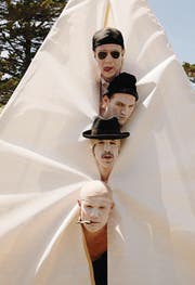 Die Red Hot Chili Peppers mit Schlagzeuger Chad Smith (oben). (Bild: pd)