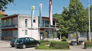 An der Aachstrasse 11 sind die Erler Gemeindeverwaltung und die Post untergebracht; eine andere Nutzung des Areals steht zur Diskussion. (Bild: Georg Stelzner)