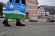 Gerne würde Migros an einem geeigneten Ort in der Gemeinde Sevelen einen Supermarkt eröffnen. (Bild: Heini Schwendener)