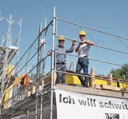 Bauen für die Bildung: SBW Verwaltungsratspräsident und Gesamtleiter Reto Ammann und Geschäftsleitungsmitglied Christoph Bornhauser. (Bild: Urs Brüschweiler)