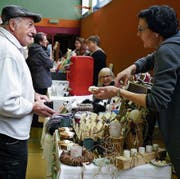 Über 30 Aussteller beim vierten Koffermarkt in Salez (Bilder: Corinne Hanselmann)