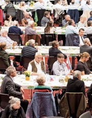 Ist die SVP behäbig geworden? Delegierte an einer Versammlung in Frauenfeld. (Bild: Ennio Leanza/Keystone (17. Oktober 2017))