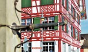 Auch hinter den einladenden Fassaden (Haus zur «Traube») alles im Lot: Die Gemeinde Roggwil ist gut aufgestellt. (Bild: Max Eichenberger)