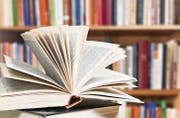 Lesestoff für die Öffentlichkeit: Die Bibliotheken der Region wehren sich gegen eine vom Bund verordnete Verleihsteuer. (Bild: fotolia.de)
