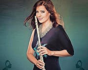 Sabrina Sauder sorgt mit Gesang, Flöte und Piano für Höhepunkte. (Bild: pd)